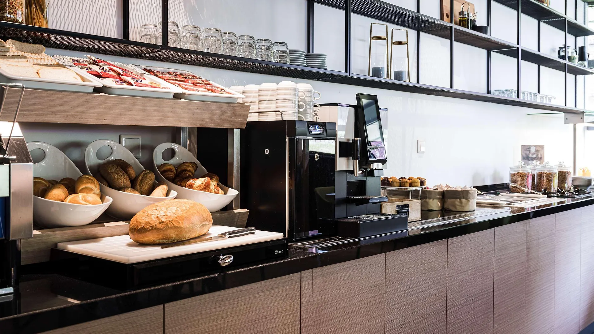 Executive Residency By Best Western Amsterdam Airport هوفدوربْ 4*,  هولندا